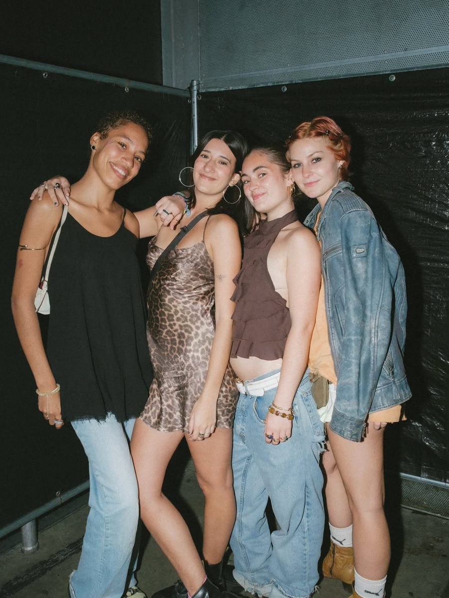 We Love 00s — Halloween Edition
