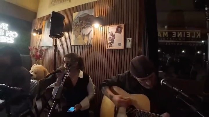 Ziggy and Noamari at Kleine Max